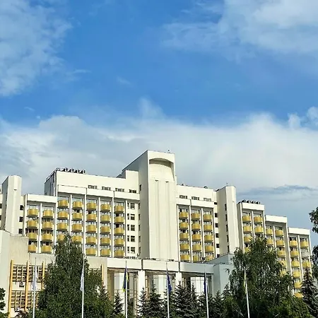 President Hotel